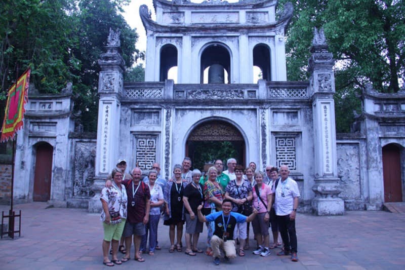 14-DAY VIETNAM & LAOS BIKING TOUR