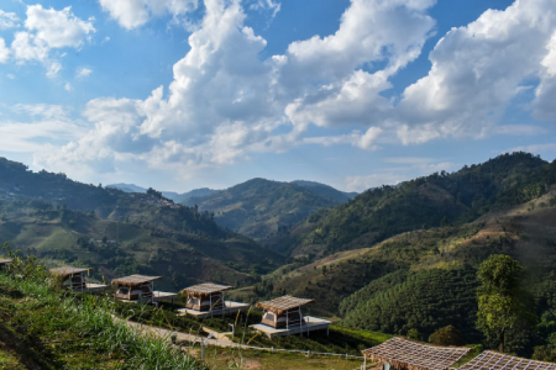 LUXURY GOLF CRUISE TOUR IN LAOS & THAILAND: THE MIGHTY UPPER MEKONG RIVER