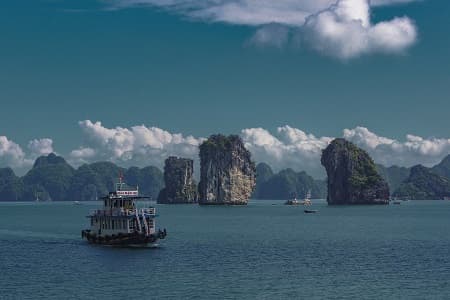PRE/POST MEKONG CRUISE THE ESSENTIAL VIETNAM TOUR