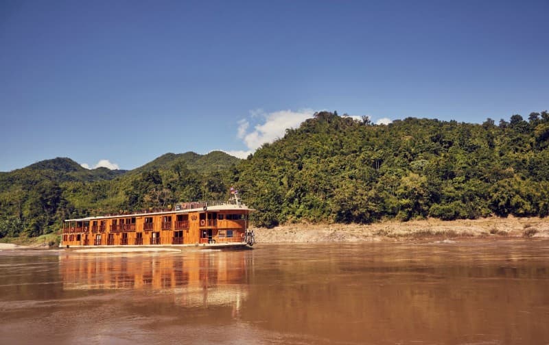 LUXURY GOLF CRUISE TOUR IN LAOS & THAILAND: THE MIGHTY UPPER MEKONG RIVER
