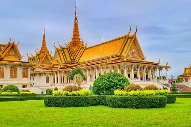 18-DAY BEST OF INDOCHINA TOUR
