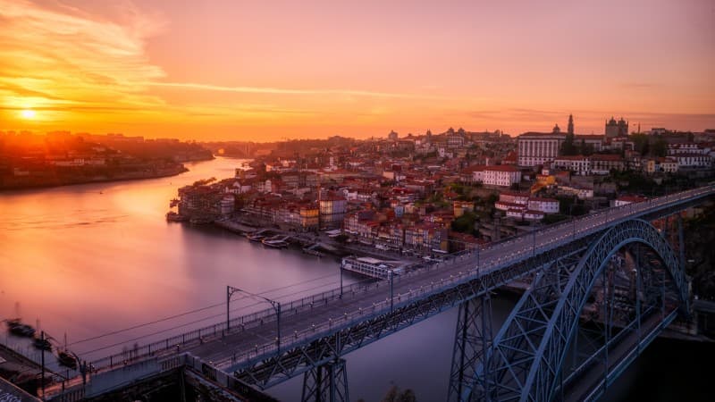 Pedal through Portugal: A Cycling Adventure from Idyllic Countryside to Enchanting Porto