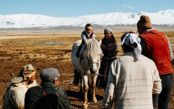 Nomadic Cultural Experience with the local
