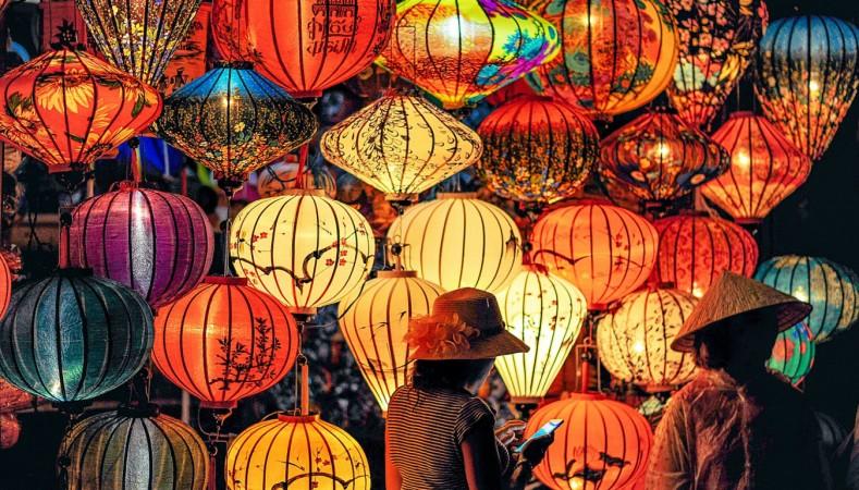 Lantern Festival in Hoi An - © YBOX