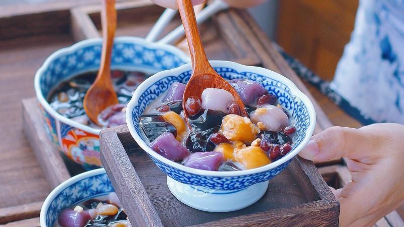 Che Khoai (Sweet Potato Dessert) - © Vinpearl