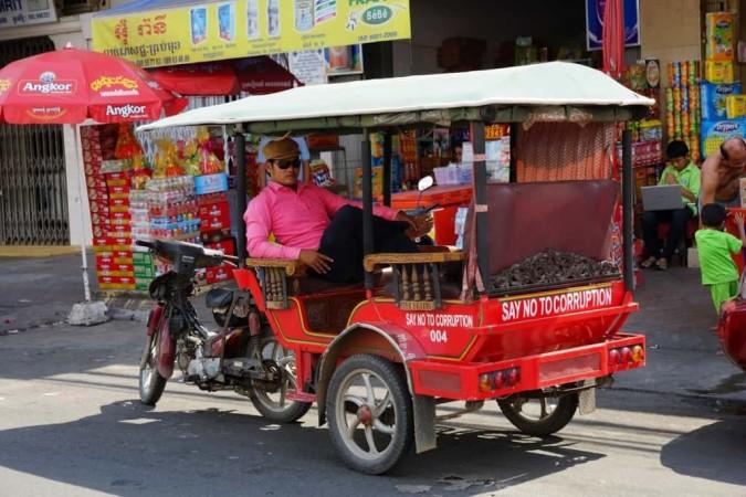 Tuk-tuks