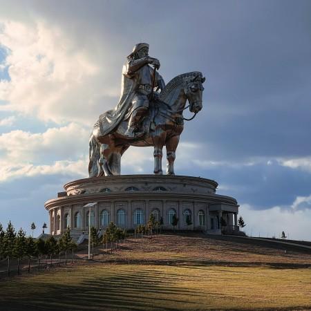 Chinggis Khaan Statue
