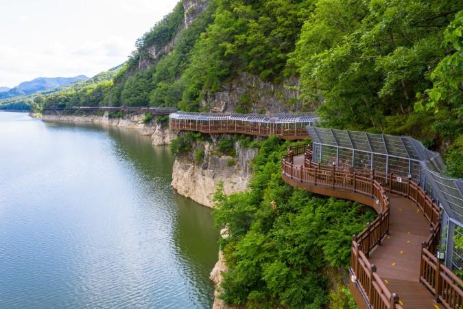 Danyanggang River trail - © gather