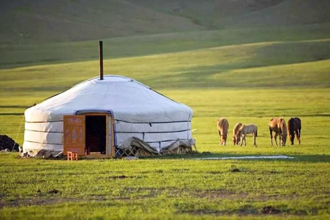 Traditional Mongolian Yurt - © China Discovery