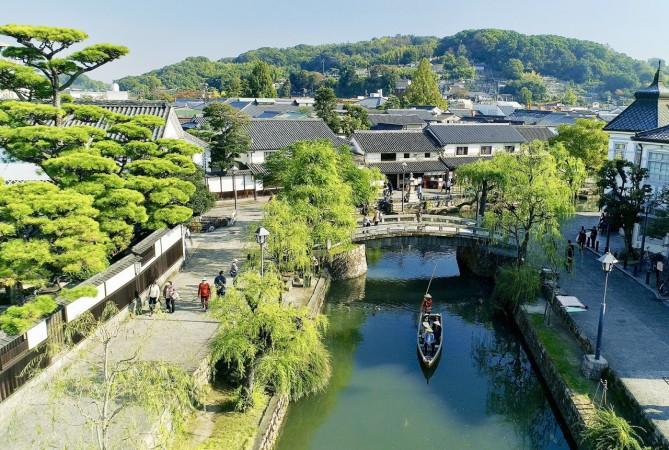 Crusing Around Kurashiki Bikan - © iStock