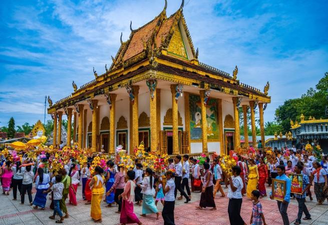 Chol Chnam Thmay (Khmer New Year) - © Vietnam.vn