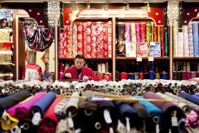 Silk shops in Zhujiajiao