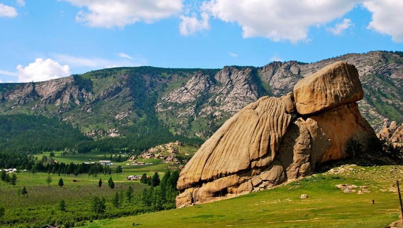 Explore the Gorkhi-Terelj National Park - © Mongolia Tourism