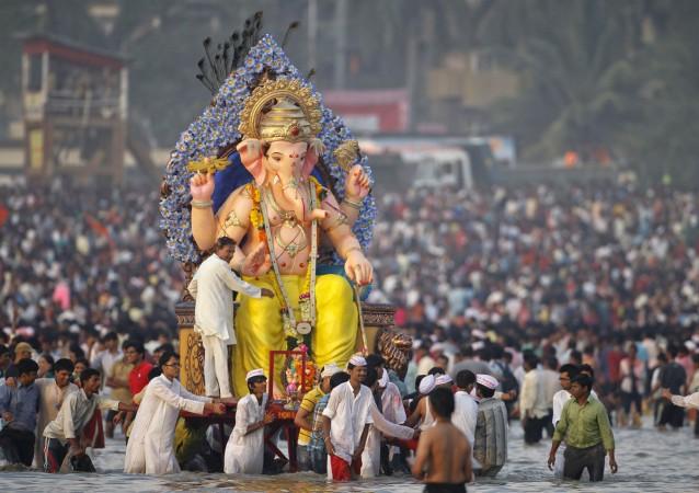 Ganesh Chaturthi Fair - © VIVEK PRAKASH