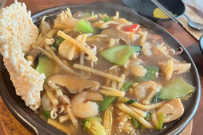 Samseon Haemul Nurungji Tang