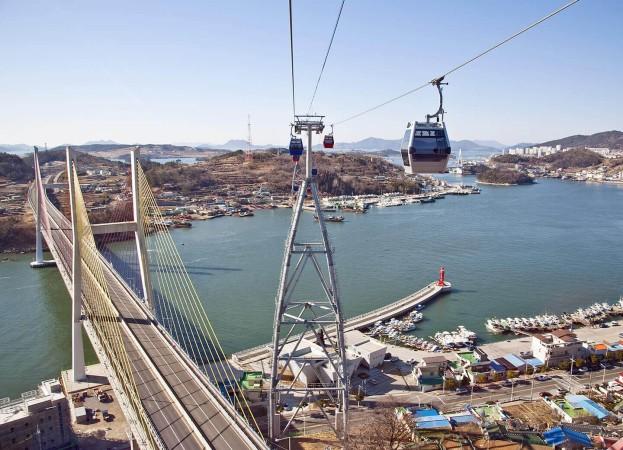 Yeosu Maritime Cable Car - © gather