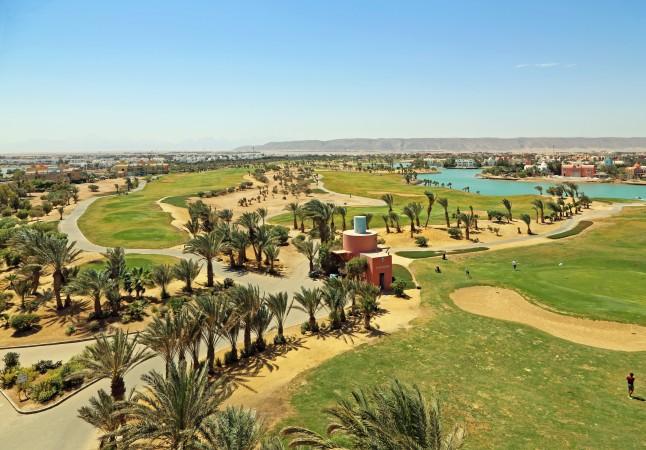 Golfing Tours in El Gouna - © Marc Ryckaert