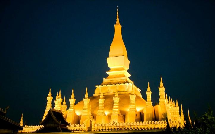 That Luang stupa - © Life on the road