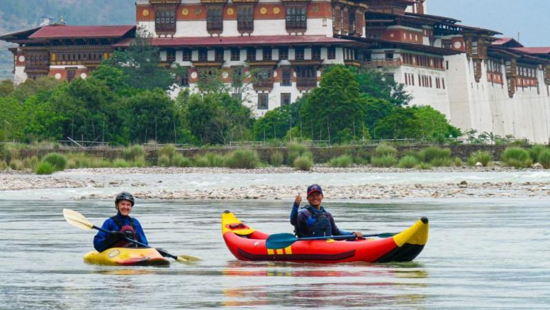 River Rafting in Punakha River - © Bhutan Tourism