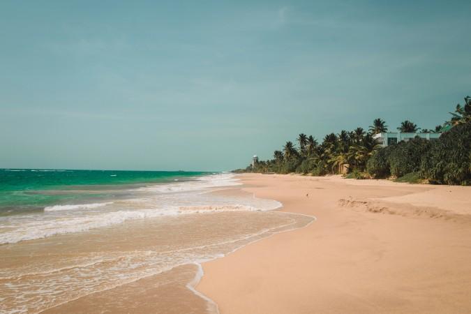 Unawatuna Beach by Eirik Skarstein