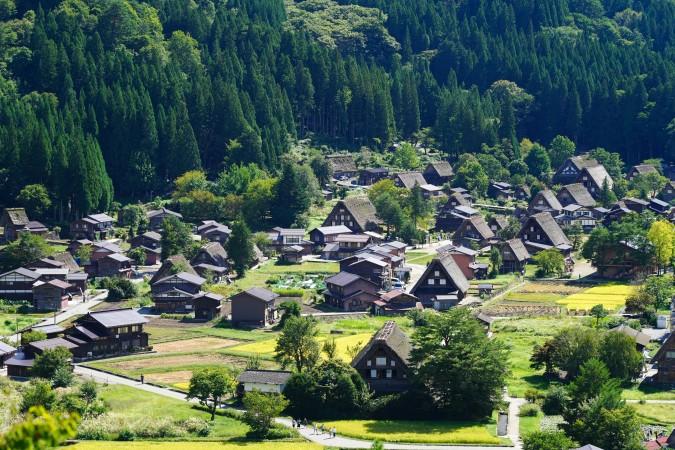 Shirakawa-go, the iconic Gassho-style village by Zion C